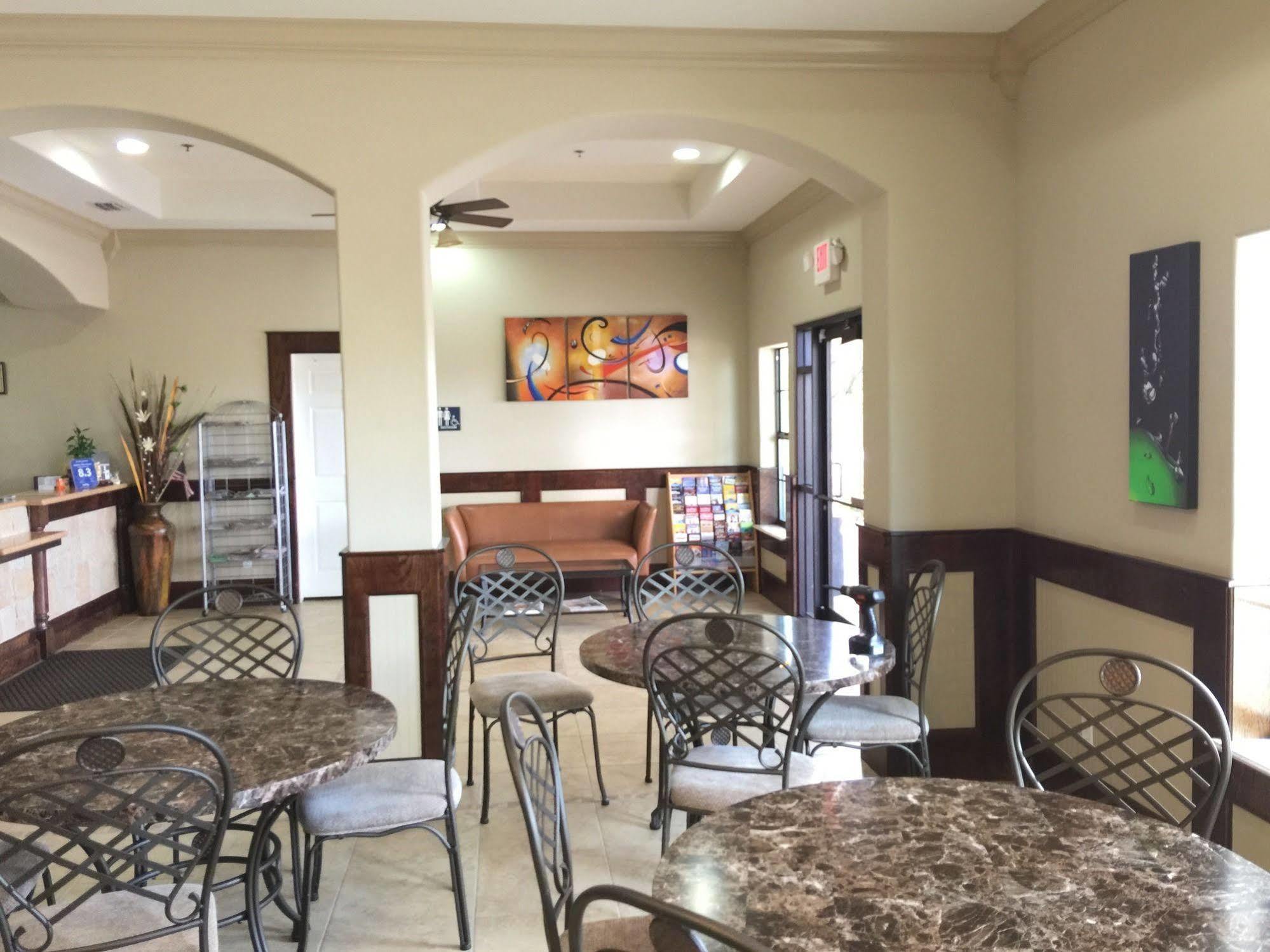 Weslaco Inn - Weslaco/Mercedes Экстерьер фото