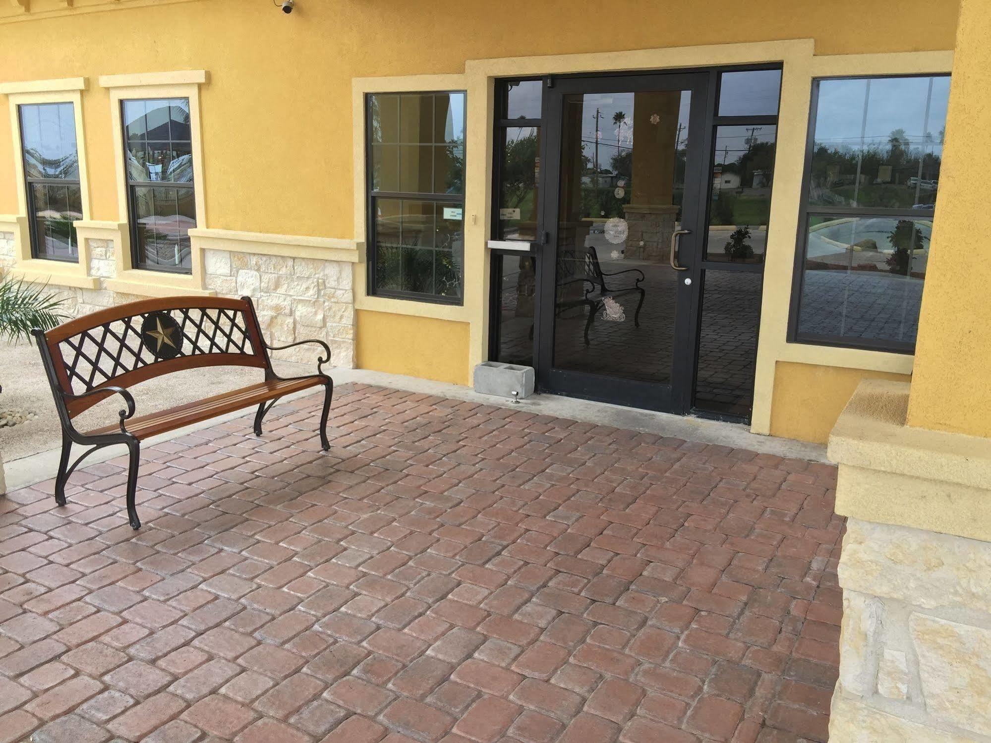 Weslaco Inn - Weslaco/Mercedes Экстерьер фото